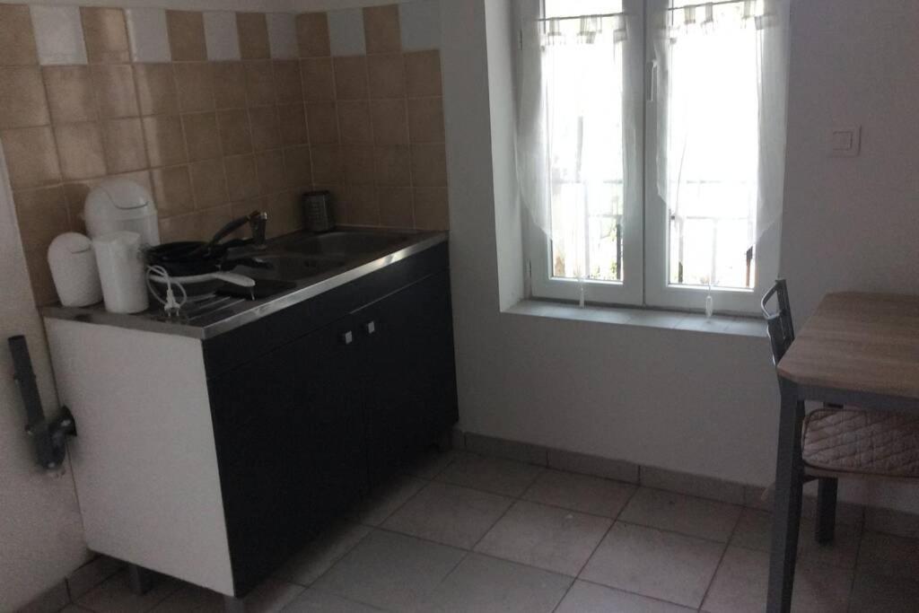 Studio Confortable 33 M2 Herepian Luaran gambar