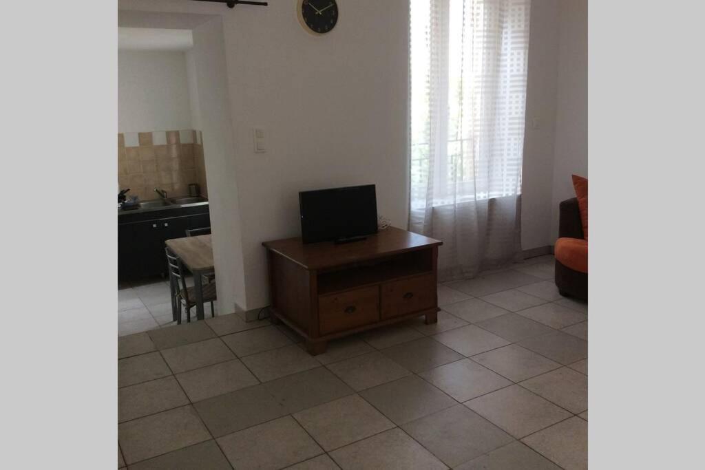 Studio Confortable 33 M2 Herepian Luaran gambar