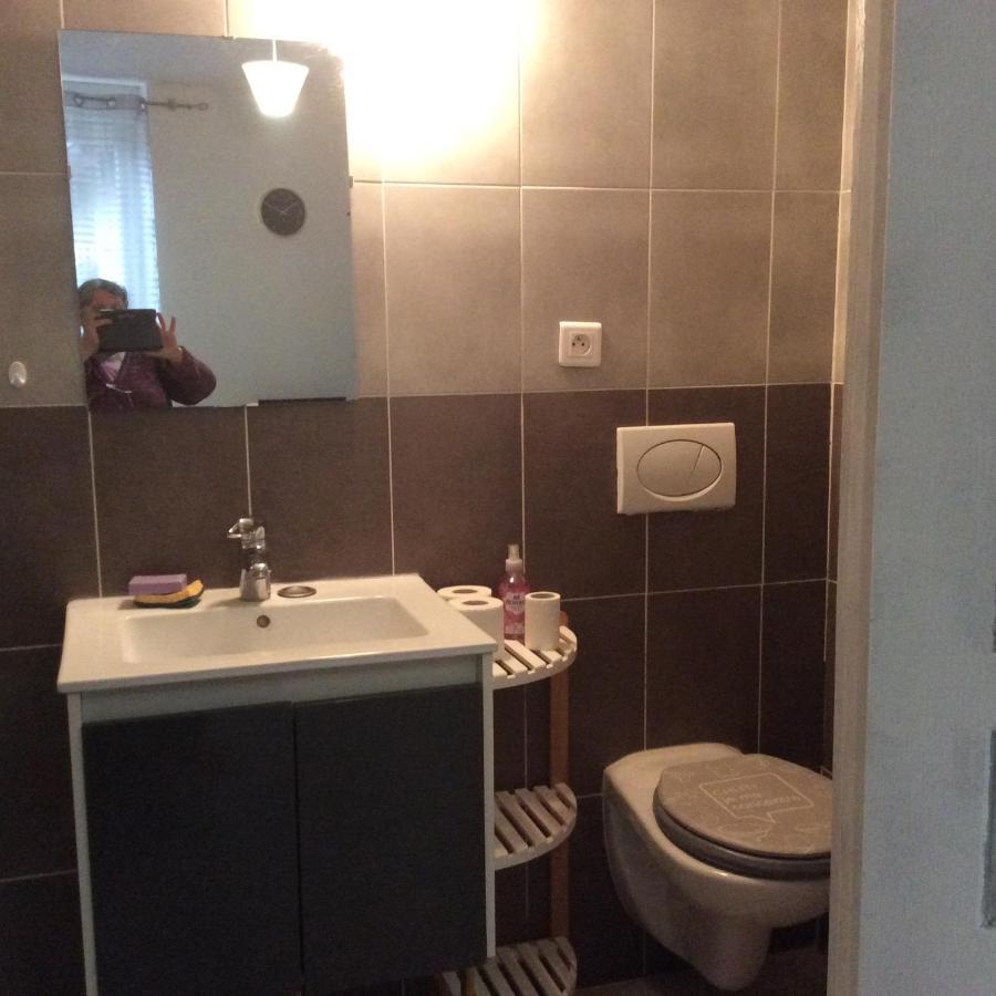 Studio Confortable 33 M2 Herepian Luaran gambar